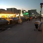 Lägenhet 2 Identice Si Alaturate, Ambele Cu La Mare