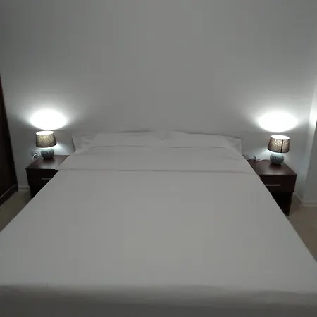 2 Identice Si Alaturate, Ambele Cu La Mare Apartment Năvodari