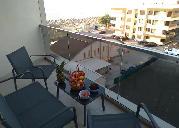 2 Identice Si Alaturate, Ambele Cu La Mare Năvodari