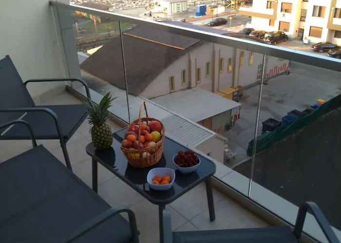 2 Identice Si Alaturate, Ambele Cu La Mare * Năvodari